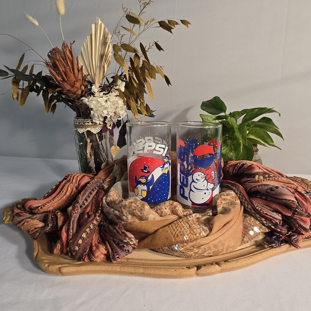 Pepsi Holiday Glass Set - Festive Design